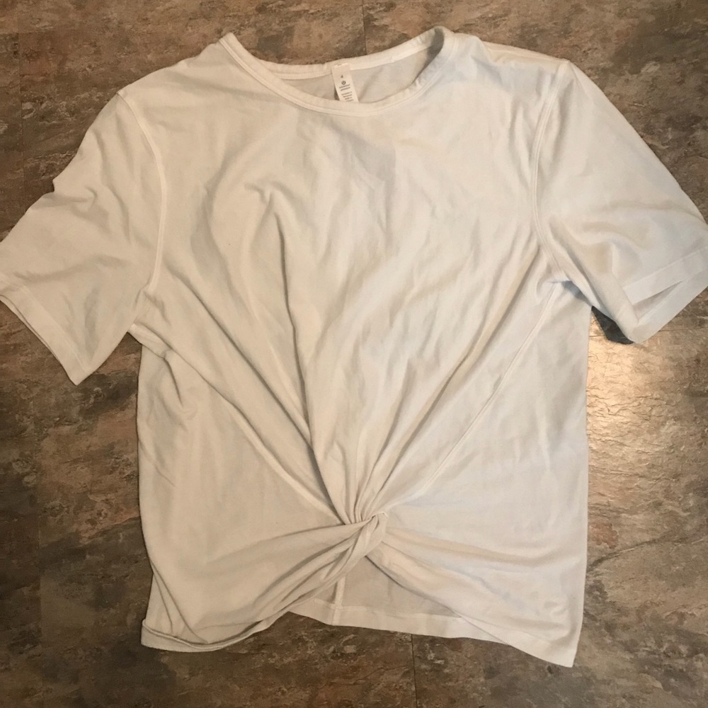 Lululemon cropped front tie t-shirt